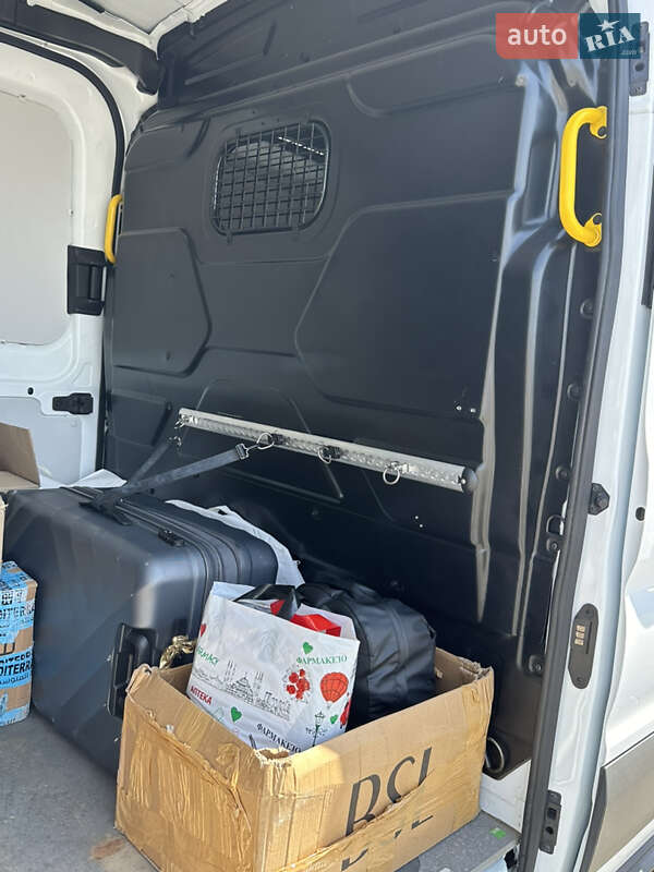 Грузовой фургон Ford Transit 2017 в Мерефа