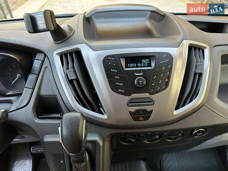 Грузовой фургон Ford Transit 2017 в Мерефа