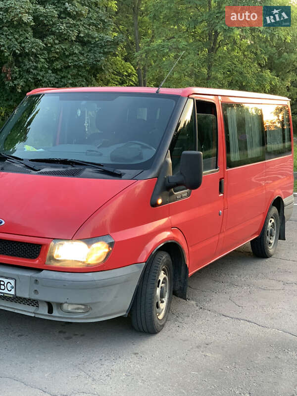 Микроавтобус Ford Transit 2006 в Ровно