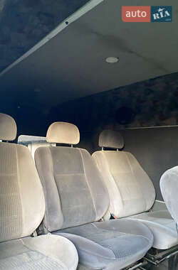 Микроавтобус Ford Transit 2006 в 