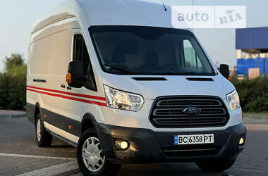 Вантажний фургон Ford Transit 2017 в Дрогобичі