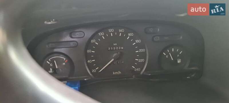 Микроавтобус Ford Transit 2003 в Харькове фото 5 Микроавтобус Ford Transit 2003 в Харькове