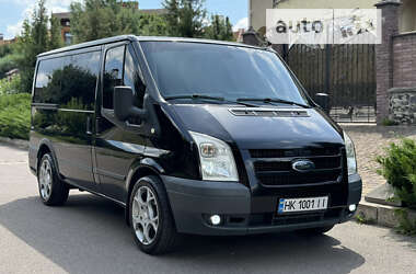 Вантажний фургон Ford Transit 2010 в Рівному