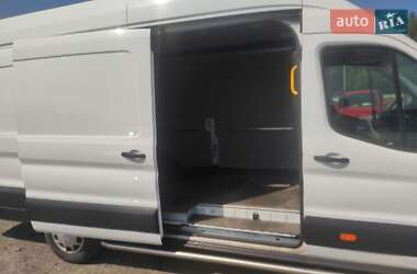 Грузовой фургон Ford Transit 2019 в 