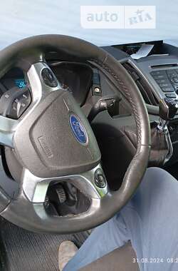 Вантажний фургон Ford Transit 2014 в 