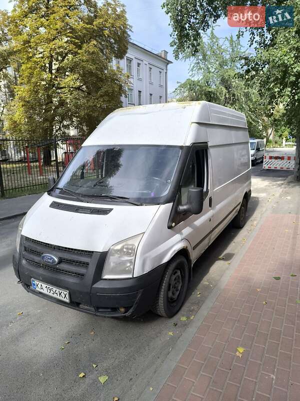 Грузовой фургон Ford Transit 2013 в Киеве