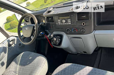 Грузовой фургон Ford Transit 2013 в 