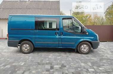 Микроавтобус Ford Transit 2006 в Коростене