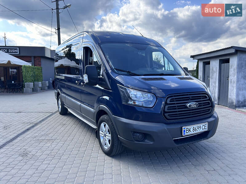 Микроавтобус Ford Transit 2017 в Рокитном