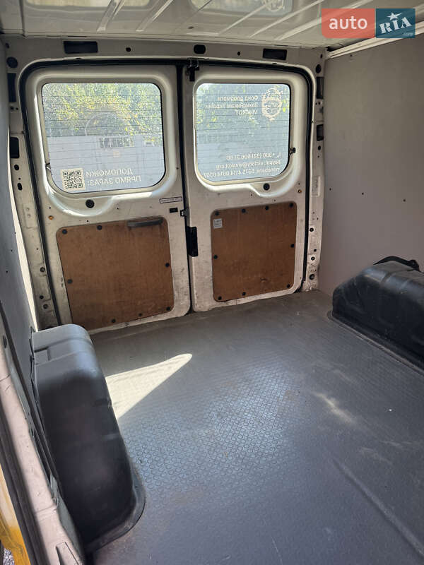Вантажний фургон Ford Transit 2004 в Боярці