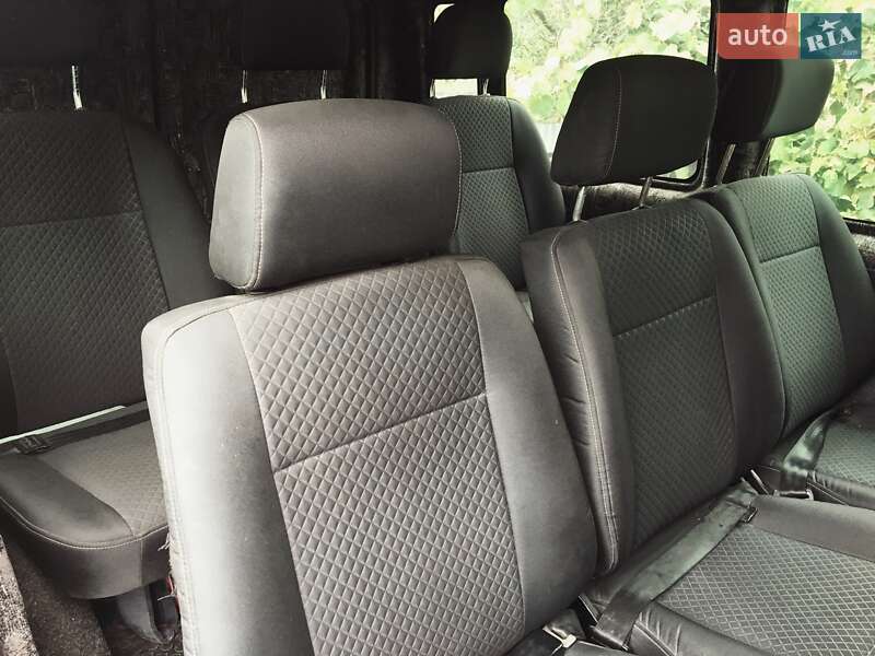 Мікроавтобус Ford Transit 2005 в Мурованих Курилівцях