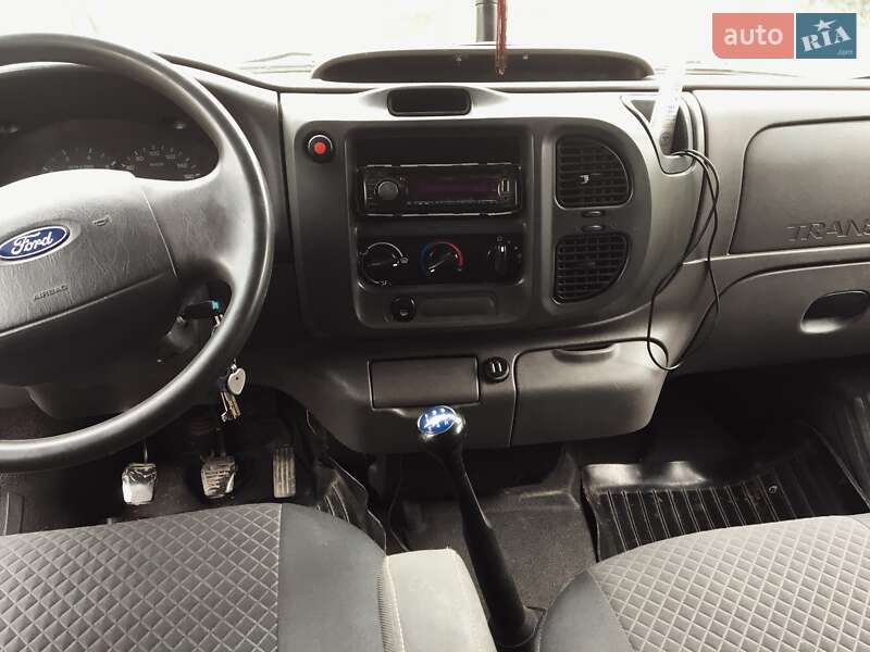 Мікроавтобус Ford Transit 2005 в Мурованих Курилівцях
