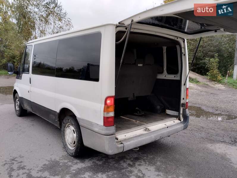 Микроавтобус Ford Transit 2006 в Старом Самборе