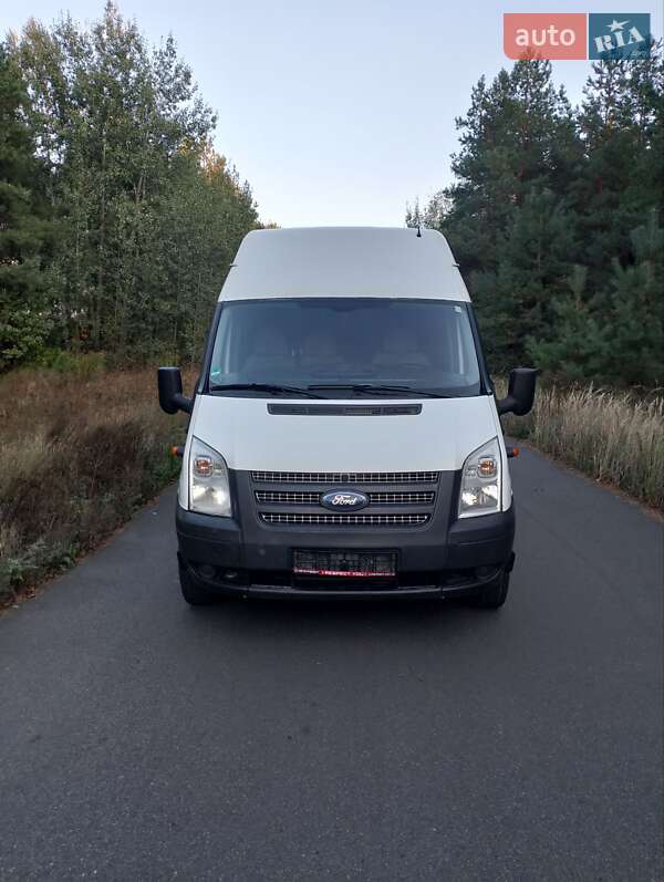 Ford Transit 2013