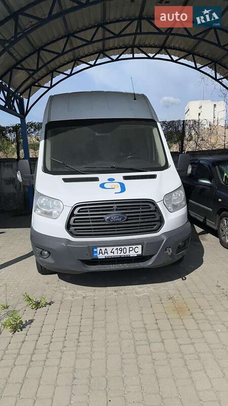 Грузовой фургон Ford Transit 2016 в 