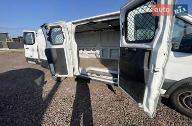 Грузовой фургон Ford Transit 2017 в 