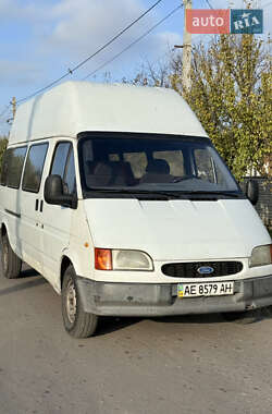 Вантажопасажирський фургон Ford Transit 1997 в Дніпрі