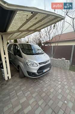 Вантажний фургон Ford Transit 2015 в Ірпені