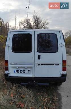 Вантажний фургон Ford Transit 1999 в Зеленодольську