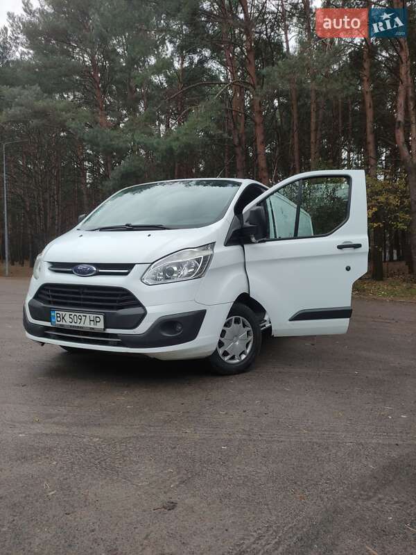 Мікроавтобус Ford Transit 2016 в Вараші