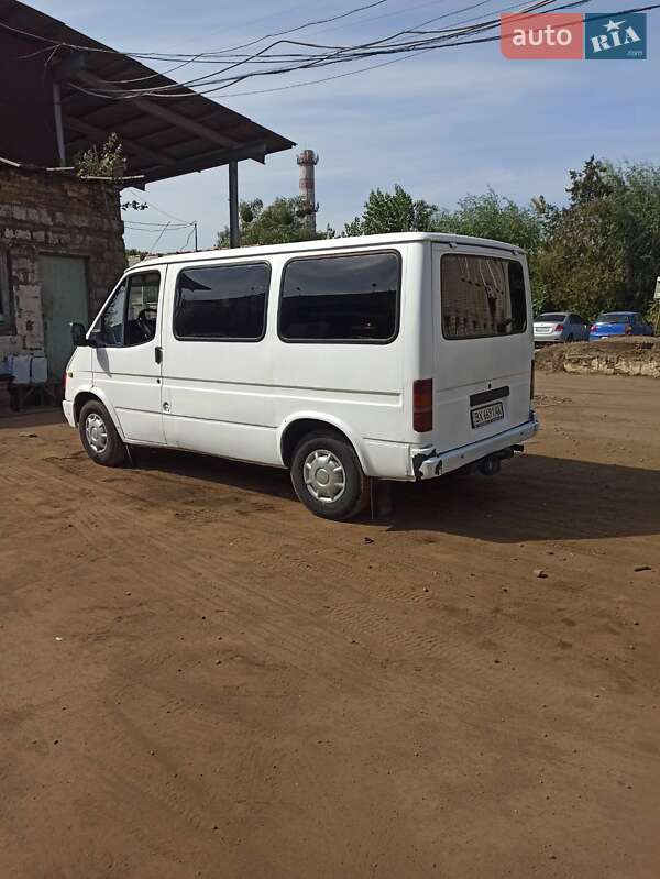 Микроавтобус Ford Transit 1987 в Киеве