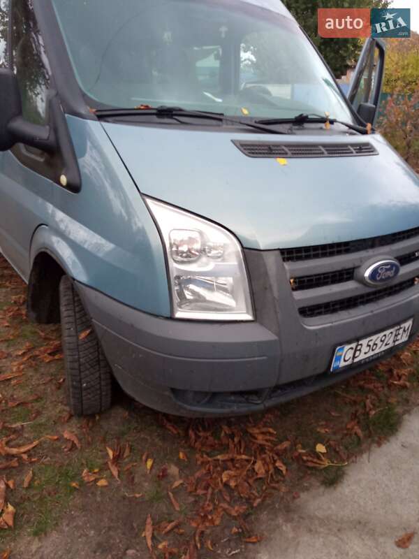 Микроавтобус Ford Transit 2013 в 