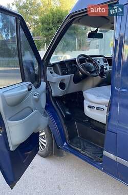 Вантажний фургон Ford Transit 2007 в 