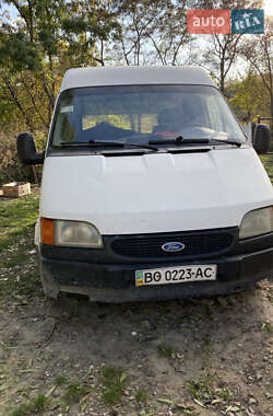 Грузовой фургон Ford Transit 1998 в Шаргороде