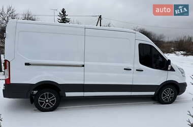 Грузовой фургон Ford Transit 2016 в Полтаве