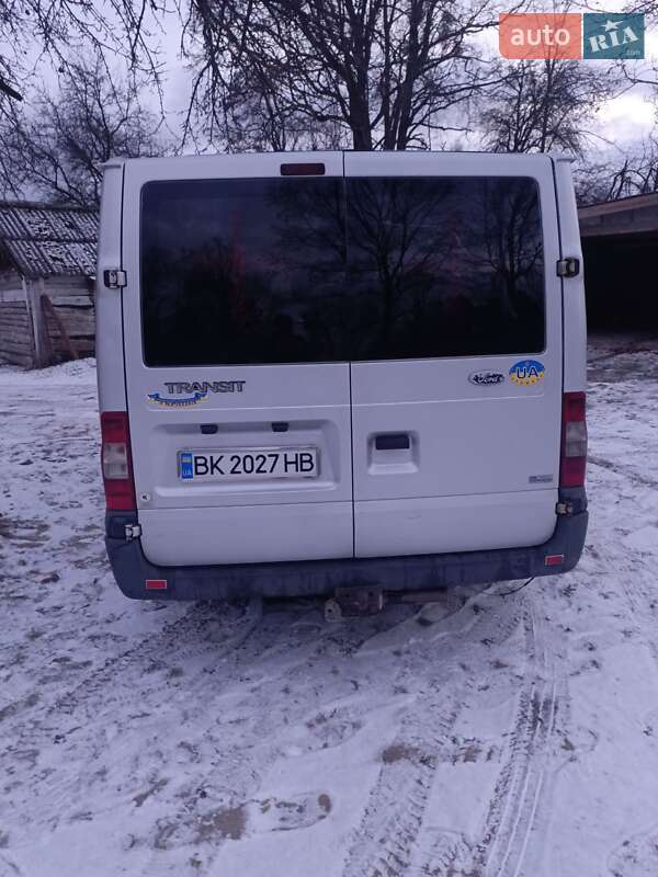 Микроавтобус Ford Transit 2010 в Рокитном