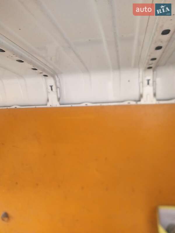 Грузовой фургон Ford Transit 1999 в Козове