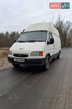 Вантажний фургон Ford Transit 1999 в Чернігові