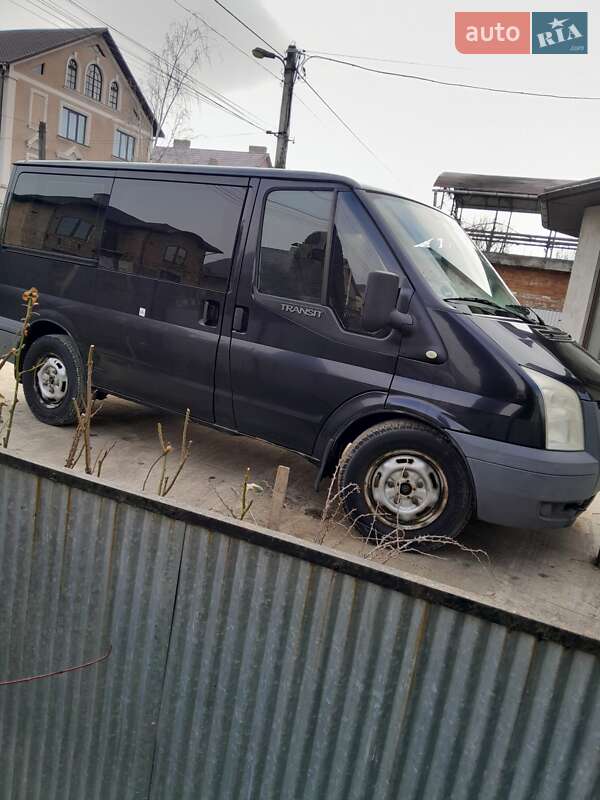 Микроавтобус Ford Transit 2008 в Черновцах