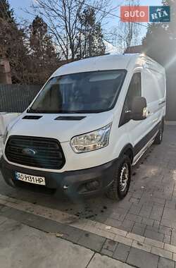 Грузовой фургон Ford Transit 2015 в Ужгороде