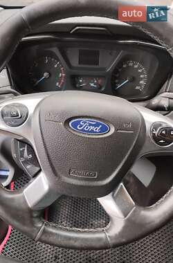 Грузовой фургон Ford Transit 2016 в 