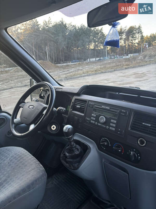 Грузопассажирский фургон Ford Transit 2013 в Новояворовске фото 6 Грузопассажирский фургон Ford Transit 2013 в Новояворовске