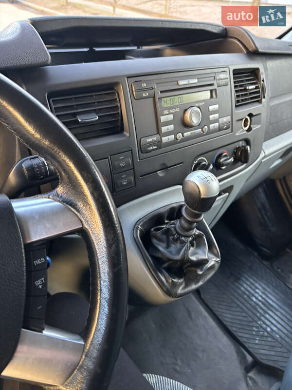 Грузопассажирский фургон Ford Transit 2013 в Новояворовске фото 11 Грузопассажирский фургон Ford Transit 2013 в Новояворовске