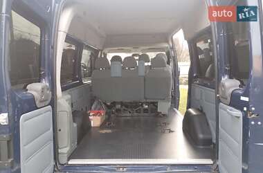 Вантажопасажирський фургон Ford Transit 2011 в Ужгороді