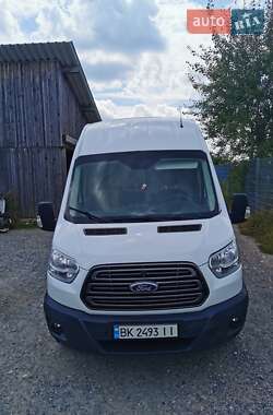 Грузовой фургон Ford Transit 2016 в Ровно