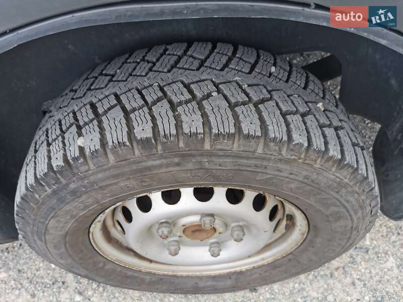 Грузовой фургон Ford Transit 2016 в Ровно
