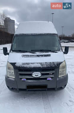 Грузовой фургон Ford Transit 2007 в Киеве