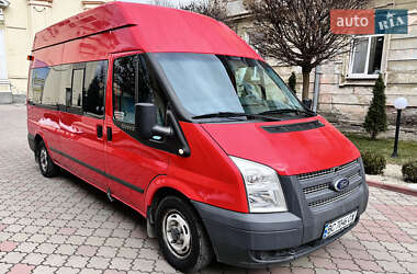 Специальный автобус Ford Transit 2012 в 