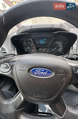 Грузовой фургон Ford Transit 2015 в Киеве