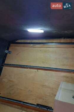Грузопассажирский фургон Ford Transit 2005 в 
