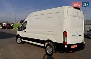 Грузовой фургон Ford Transit 2023 в 