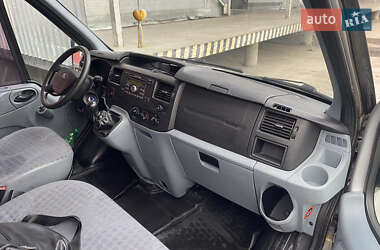 Микроавтобус Ford Transit 2012 в 