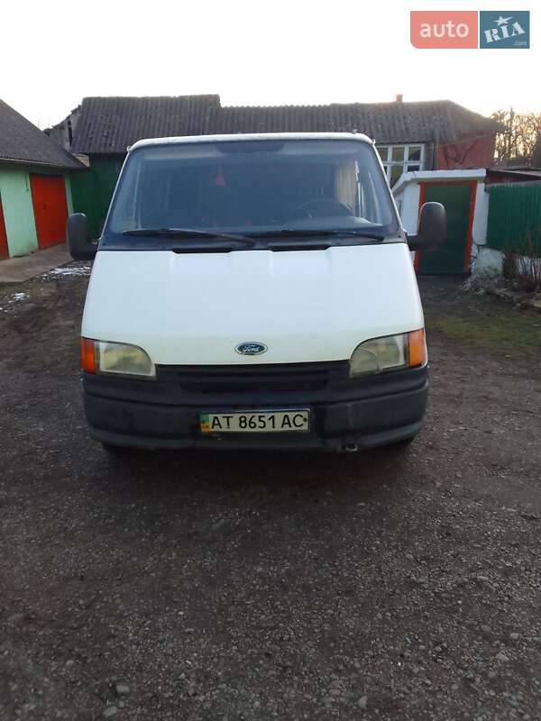 Микроавтобус Ford Transit 1992 в Галиче