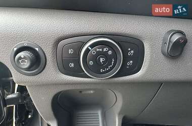 Вантажний фургон Ford Transit 2019 в 