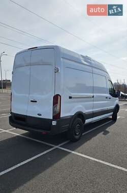 Вантажний фургон Ford Transit 2018 в Рівному