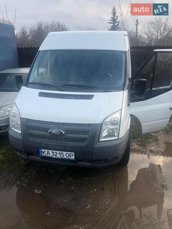 Ford Transit 2010